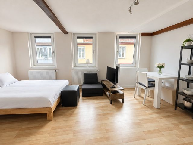 Appartement 6, Neue Straße, Wohnraum mit Blick auf die Altstadt